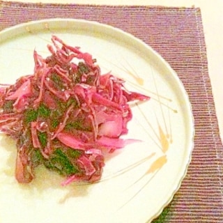 お肉料理の付け合せに☆紫キャベツのザワークラウト風